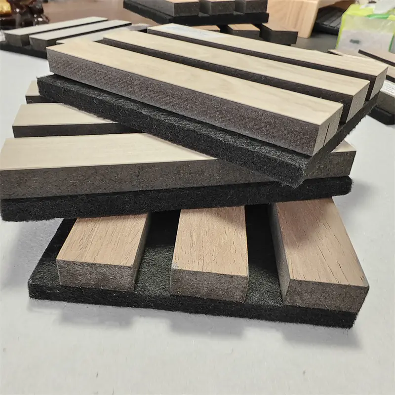 Што ги прави висококвалитетните акустични панели неопходни за контрола на бучавата?